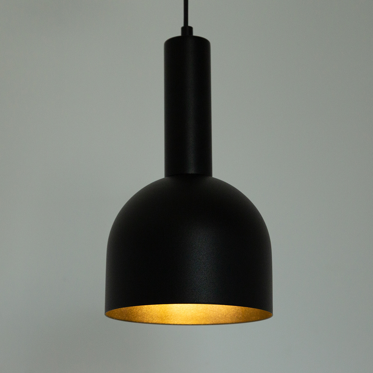 Lampa wisząca VITRUM dzwonek czarna
